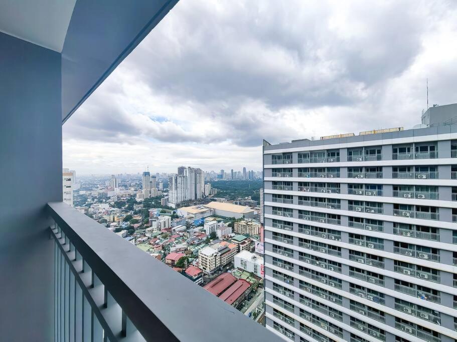 1br Unit Condotel W Balcony Fame Residences -fm16 Apartment *