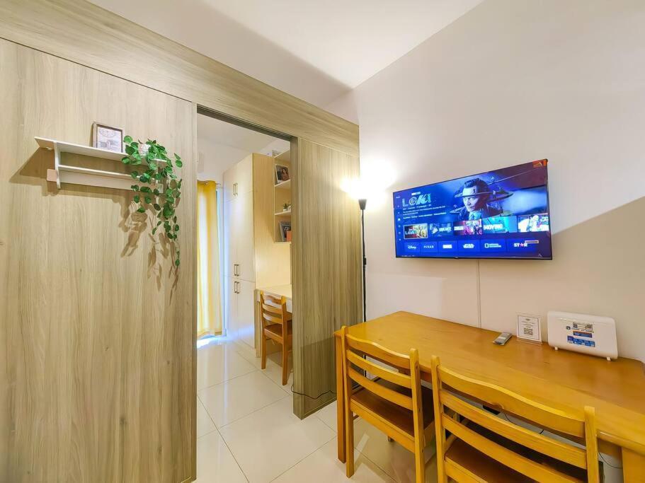 1br Unit Condotel W Balcony Fame Residences -fm16 Apartment Manila