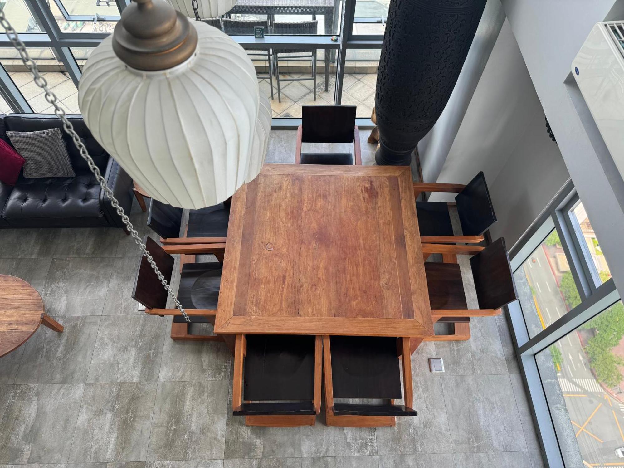 Apartment Lower Penthouse With Balcony & Cityviews In Makati