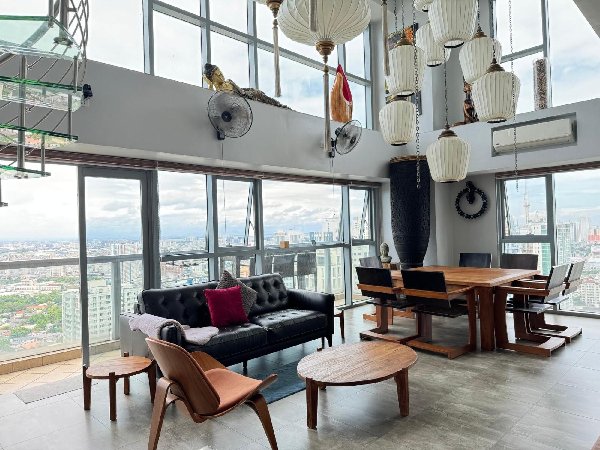 Apartment Lower Penthouse With Balcony & Cityviews In Makati Manila