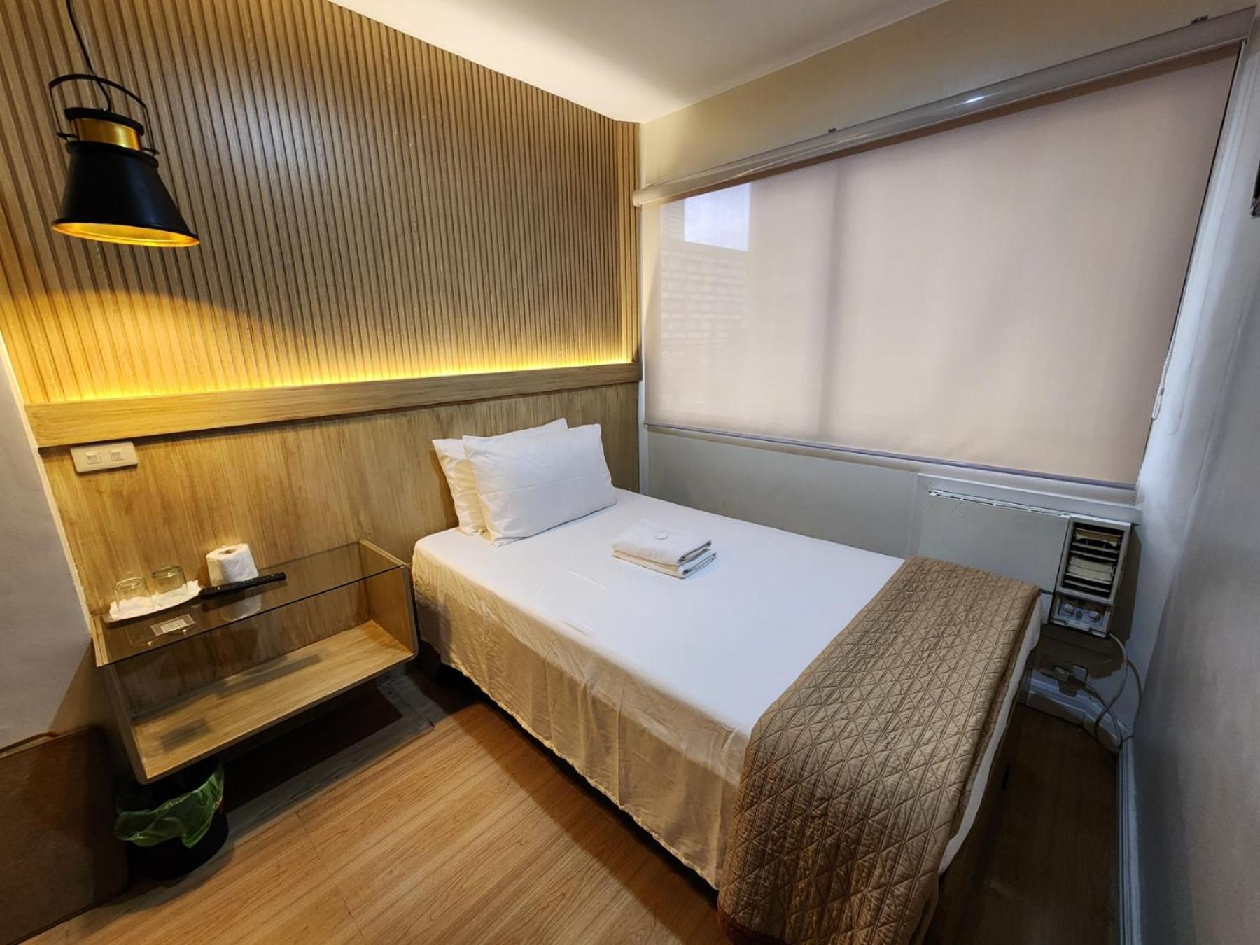 Stone House Hotel Manila