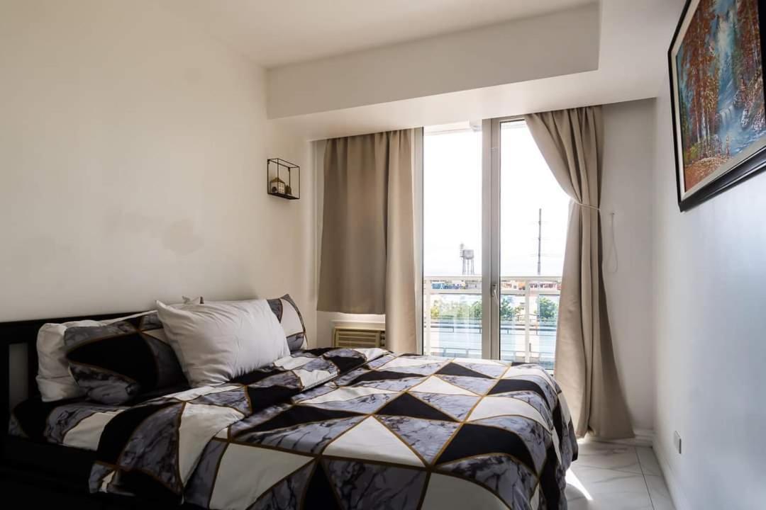 Azure Urban By 4j's Apartment