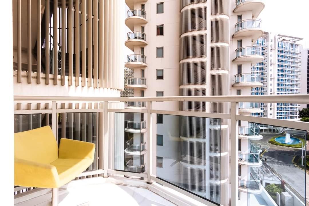Azure Urban By 4j's Apartment
