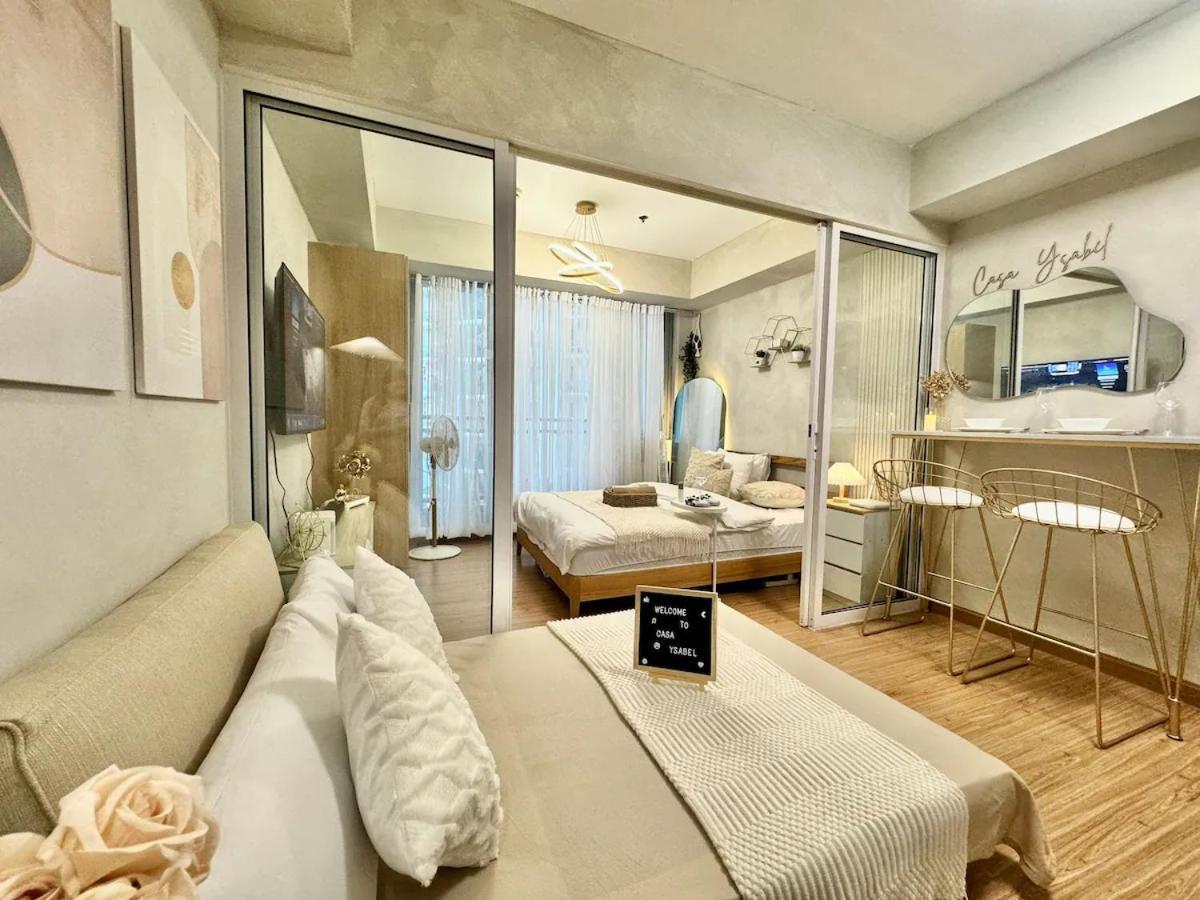 Azure Beach Residences By Andre Apartment