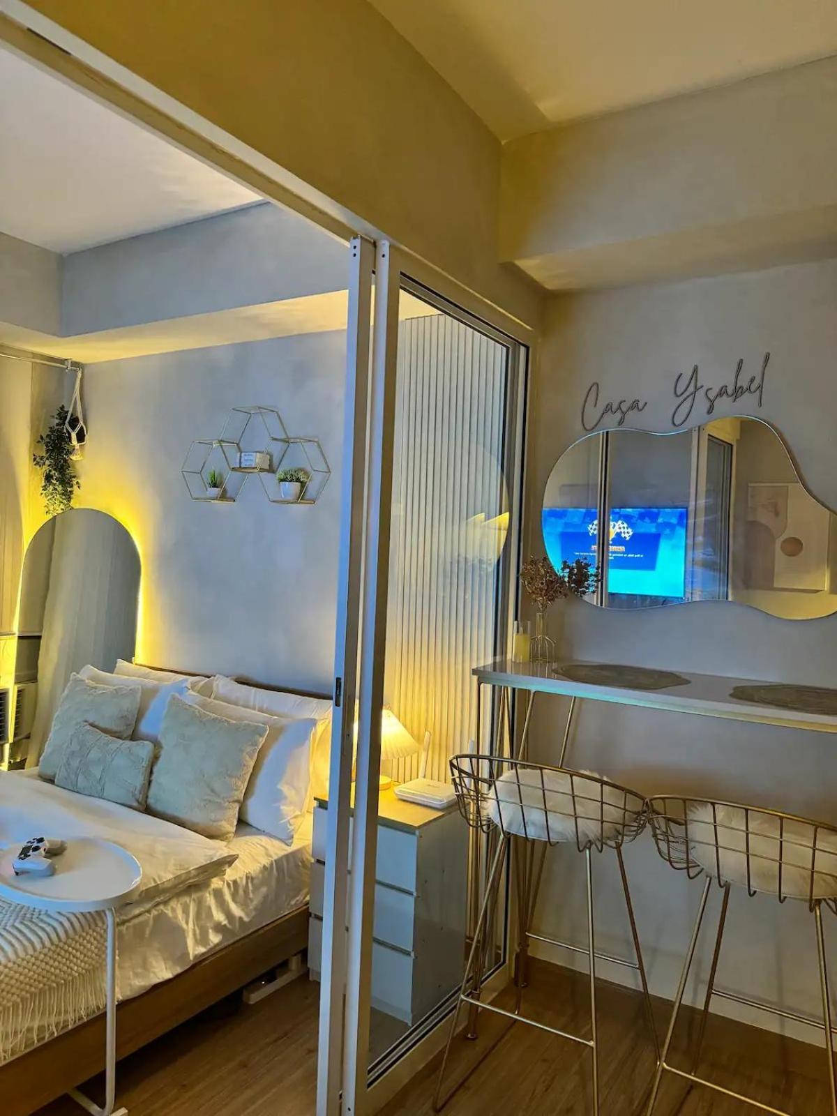 Azure Beach Residences By Andre Apartment Manila