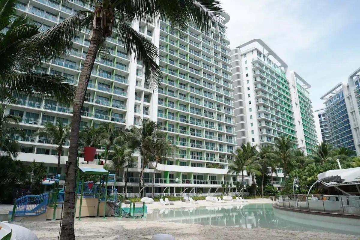 Azure Beach Residences By Andre *