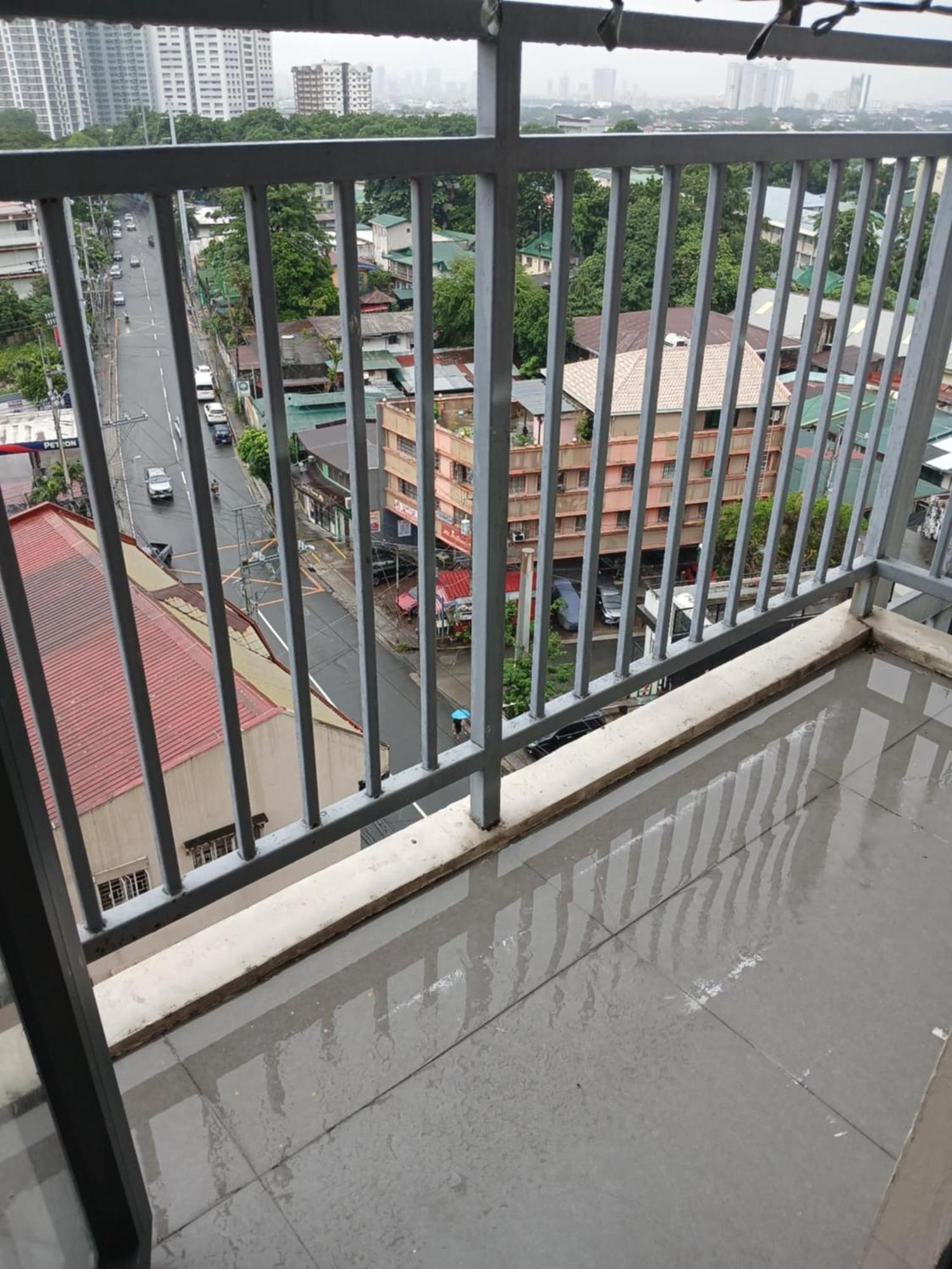 Centro Tower - 2 Bedroom Fully Furnished Apartment Manila