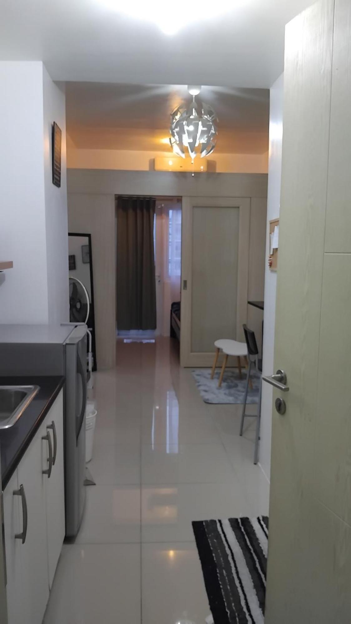 Dizer's Crib 1br Tower B-jazz *