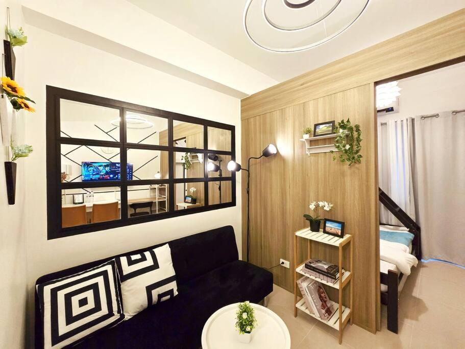 Apartment 1br Unit Condotel W Balcony Fame Residences -fm40 *