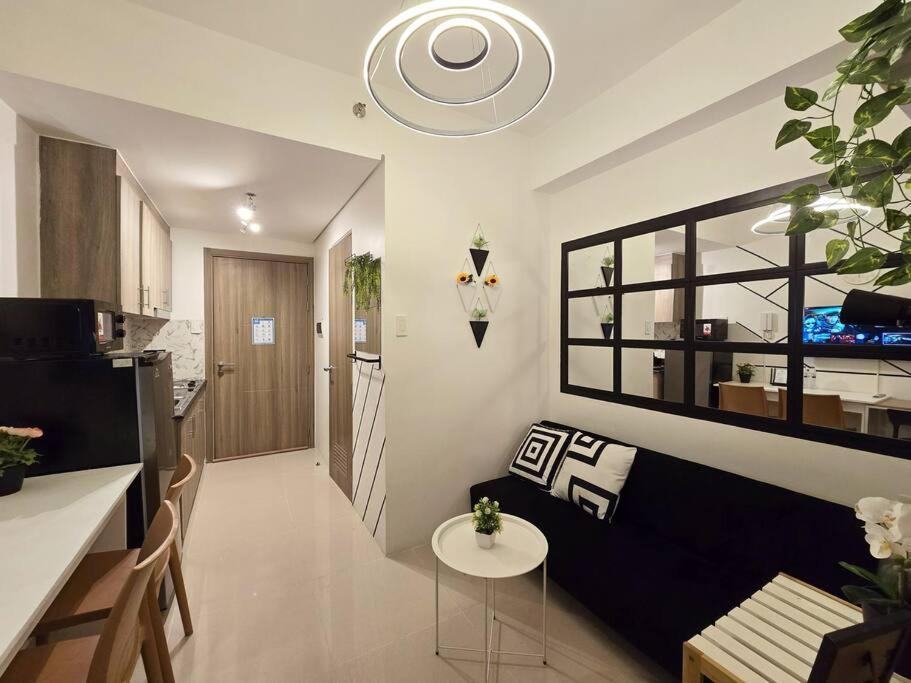 1br Unit Condotel W Balcony Fame Residences -fm40 *