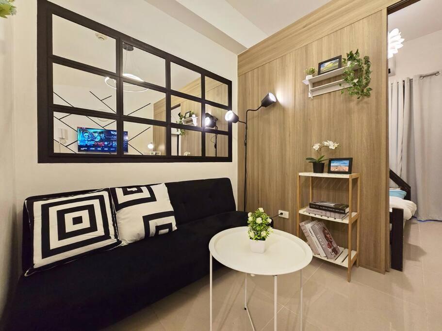 1br Unit Condotel W Balcony Fame Residences -fm40