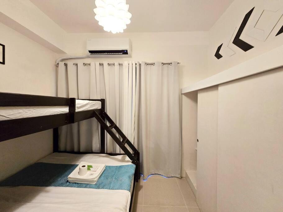 1br Unit Condotel W Balcony Fame Residences -fm40