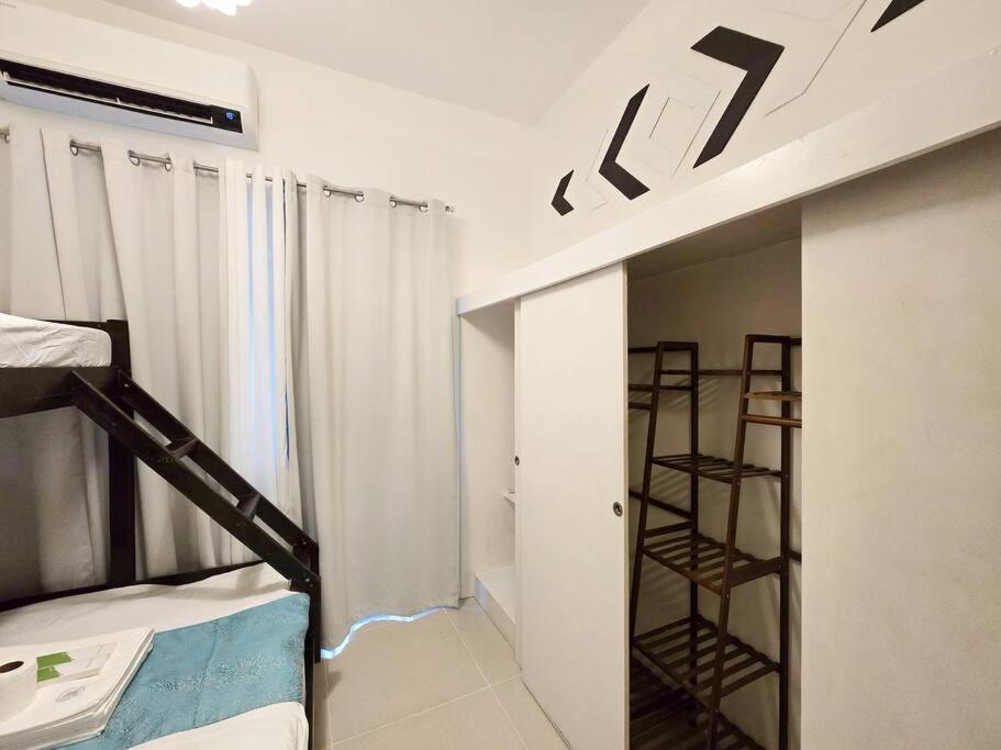 Apartment 1br Unit Condotel W Balcony Fame Residences -fm40