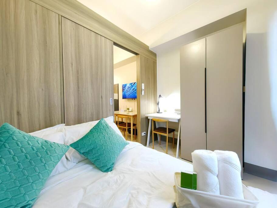 1br Condotel W Smartlock Fame Residences -fm24