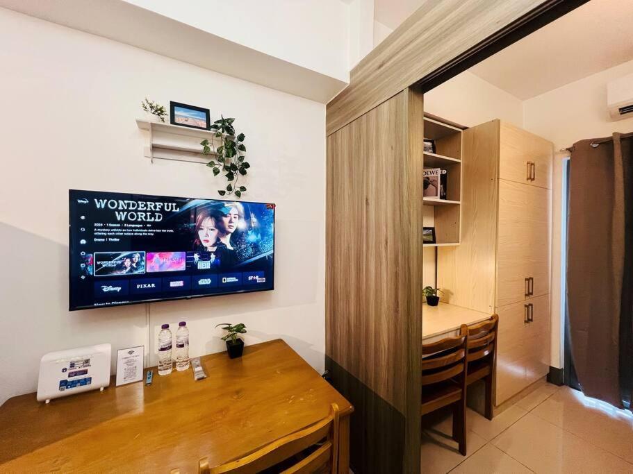 1br Unit Condotel W Balcony Fame Residences -fm20 Apartment