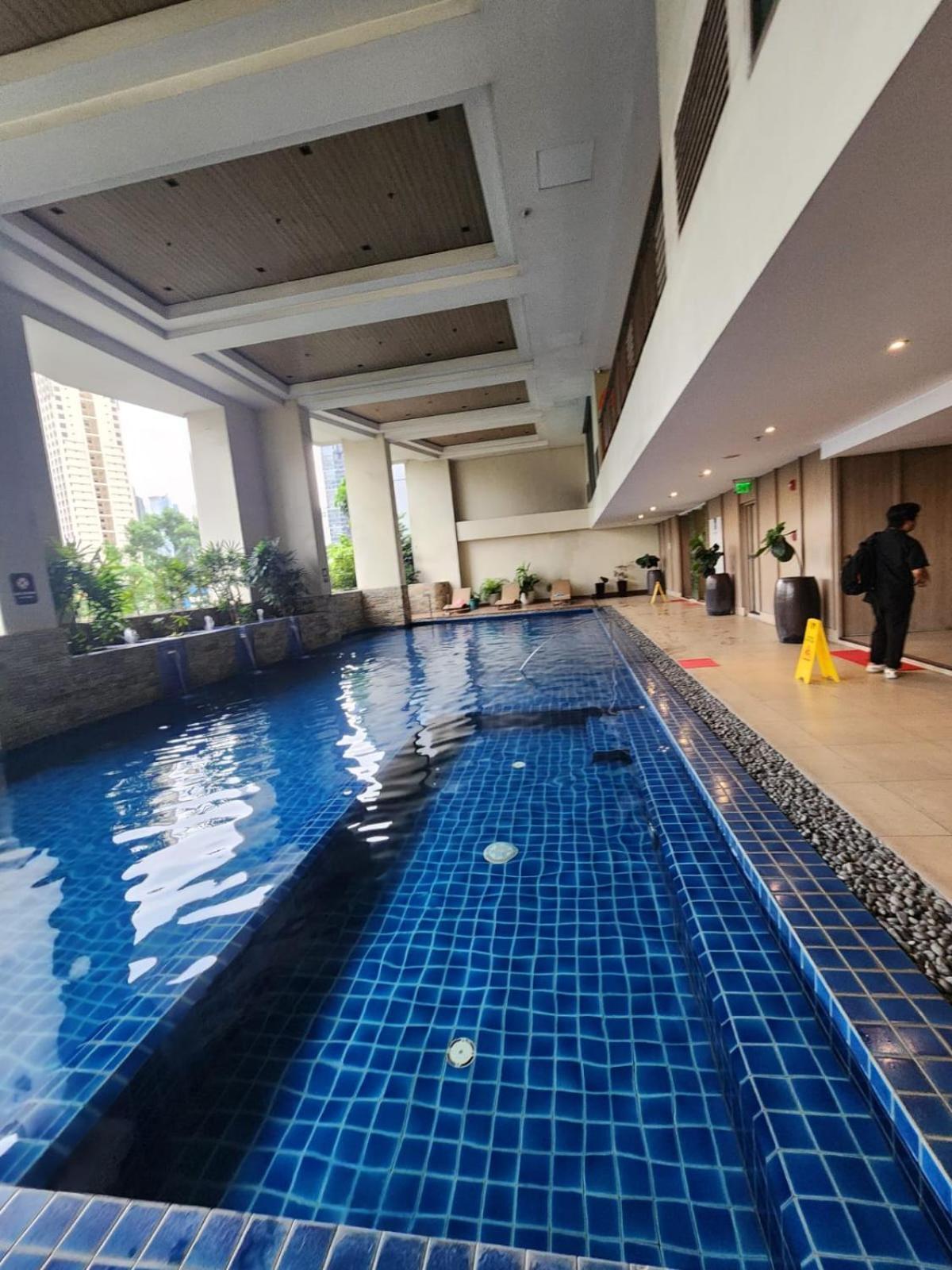 Apartment Muji Kltower Makati - Greenbelt - With Pool Access Manila