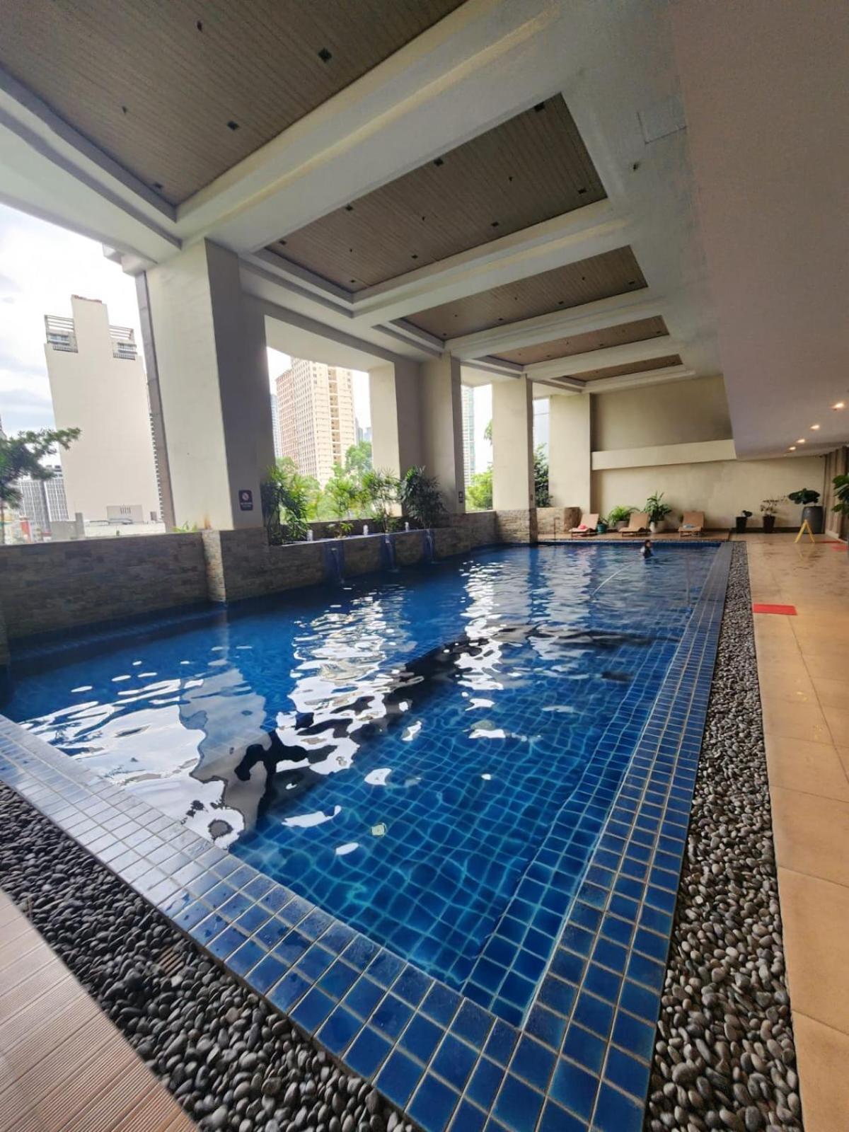 Apartment Muji Kltower Makati - Greenbelt - With Pool Access