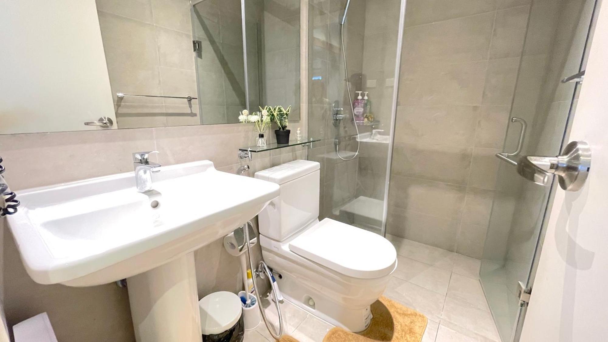 Apartment Staycation At Acqua Residences, Iguazu Tower Manila