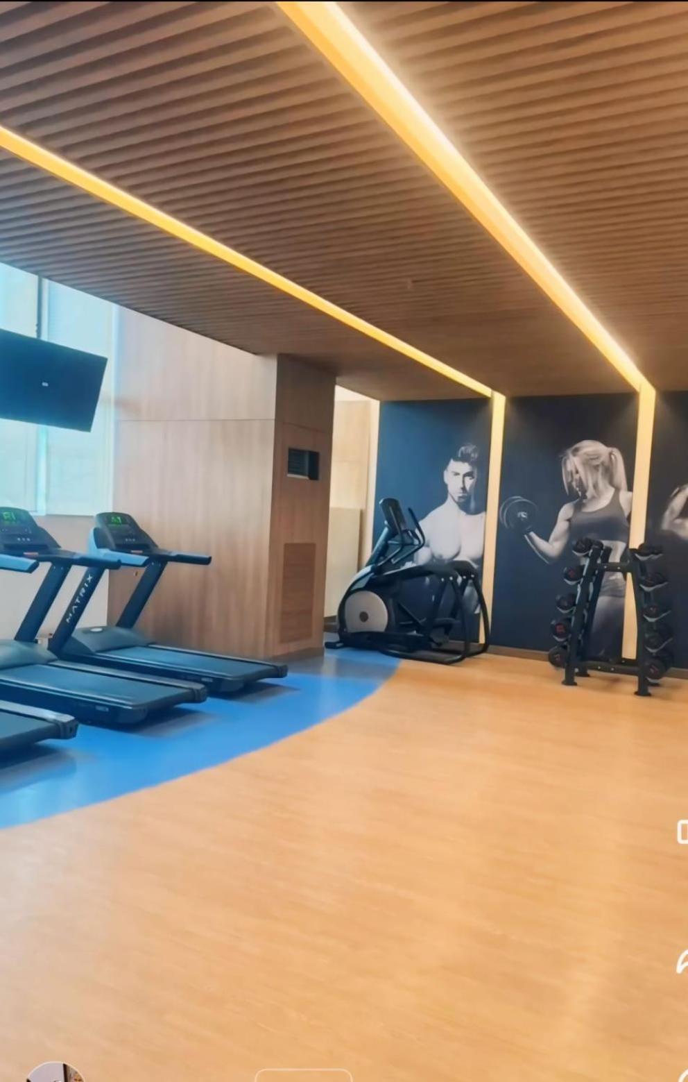 Apartment Pet & Wfh Friendly Near Bgc Manila