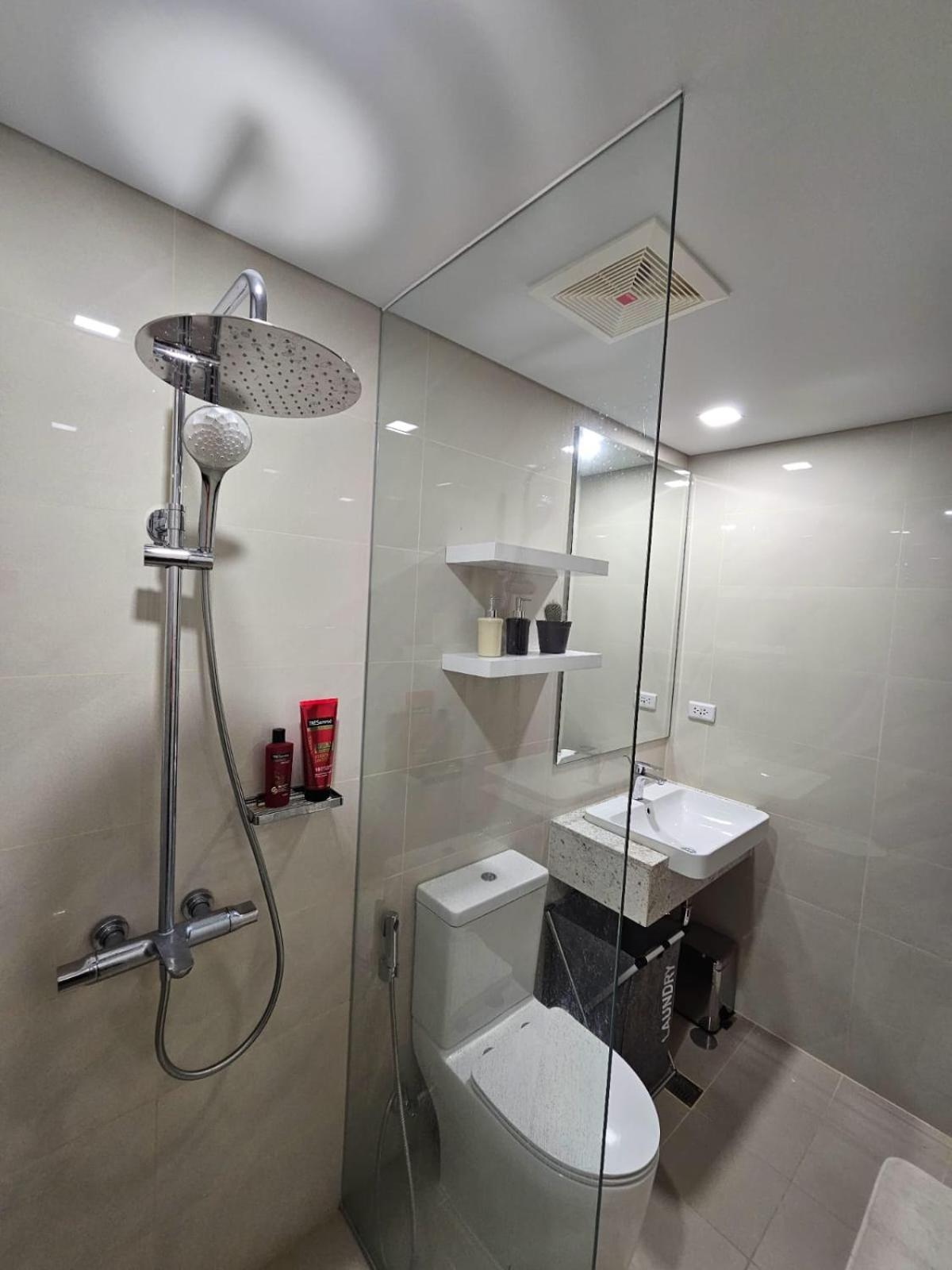 Pet & Wfh Friendly Near Bgc * Manila