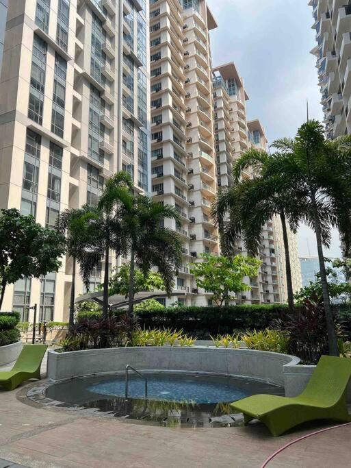 At Viceroy 4 Taguig Apartment Manila