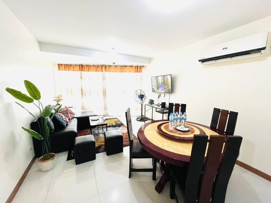 Venice In Mckinley Hill Bgc Taguig With Netflix And Wifi * Manila