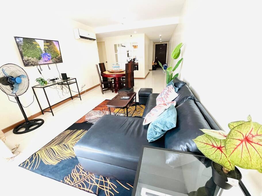 Venice In Mckinley Hill Bgc Taguig With Netflix And Wifi * Manila