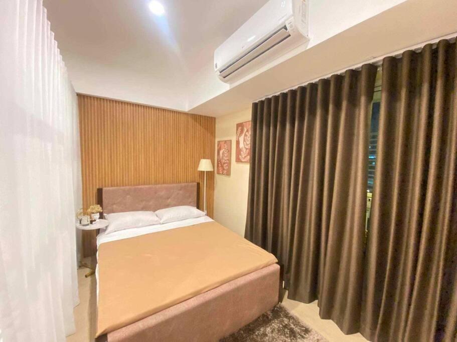Venice In Mckinley Hill Bgc Taguig With Netflix And Wifi Apartment Manila