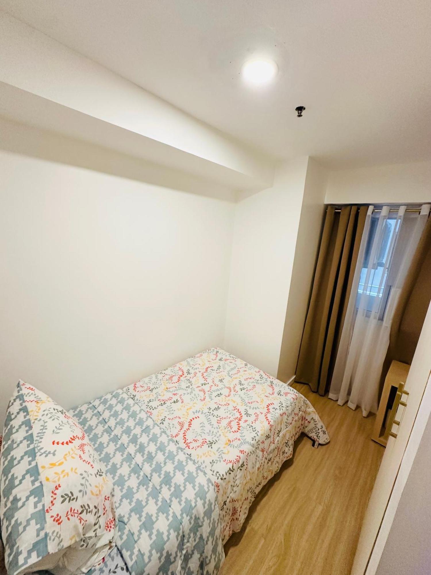 Serenity Place Near Trinoma Apartment *