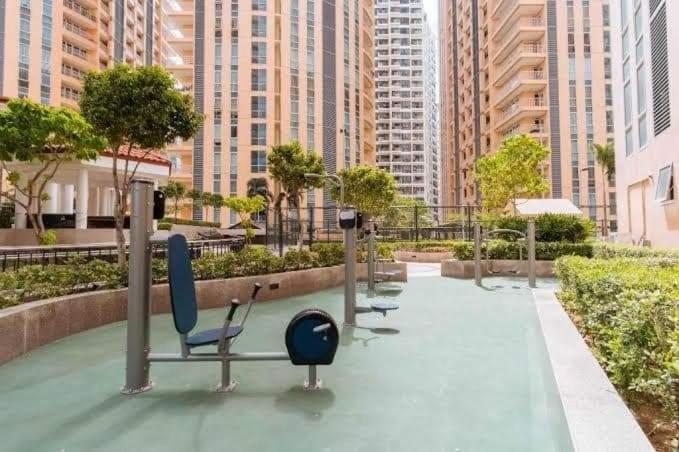 Venice In Mckinley Hill Bgc Taguig With Netflix And Wifi