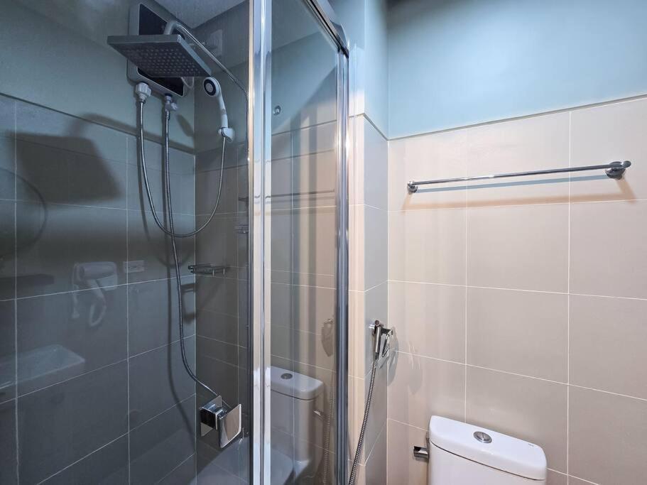 1br Unit Condotel W Balcony Fame Residences - Fm45 Apartment *