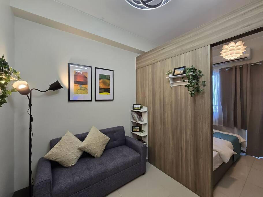 Apartment 1br Unit Condotel W Balcony Fame Residences - Fm45