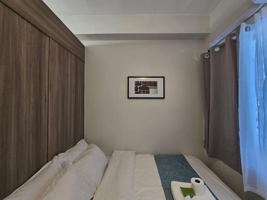 Apartment 1br Unit Condotel W Balcony Fame Residences - Fm45 *