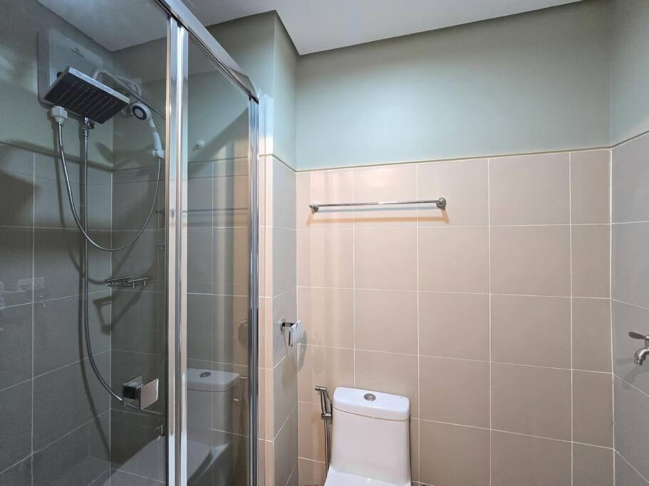 1br Unit Condotel W Balcony Fame Residences -fm44 Apartment *