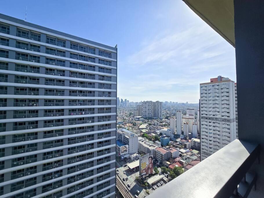 1br Unit Condotel W Balcony Fame Residences #fm43