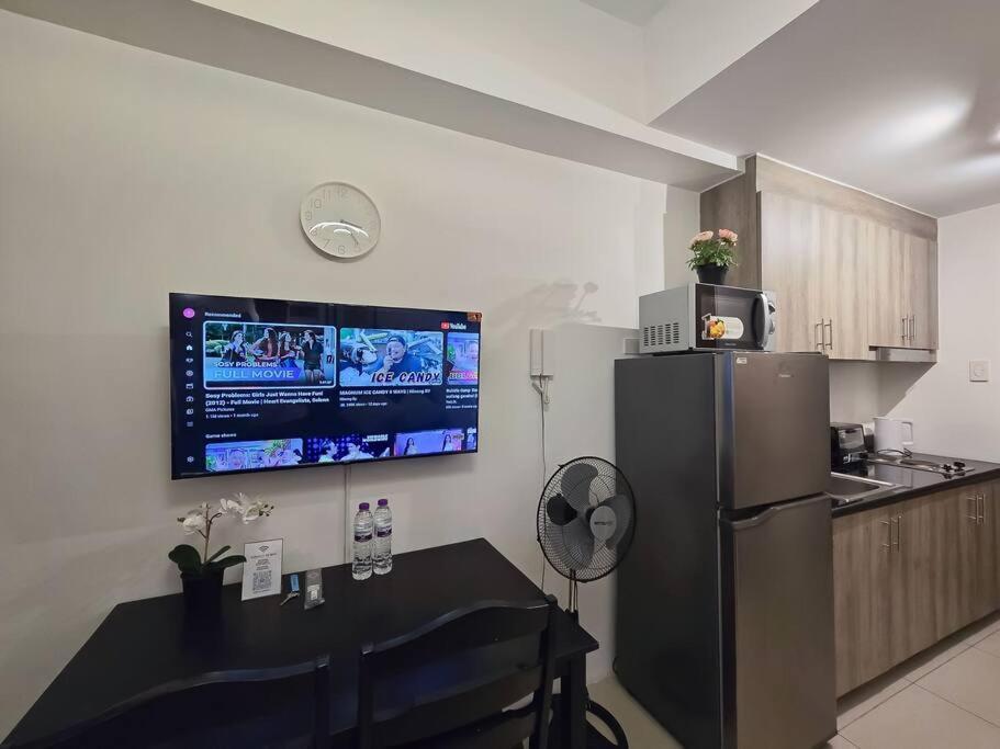 1br Unit Condotel W Balcony Fame Residences #fm43 * Manila