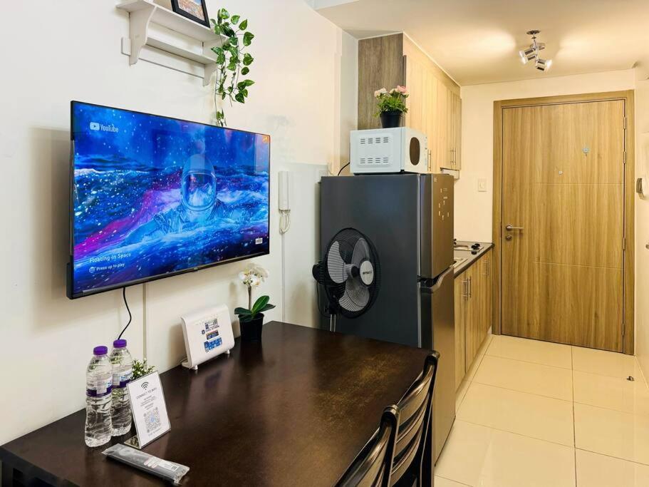 1br Unit Condotel W Balcony Fame Residences -fm42 Manila
