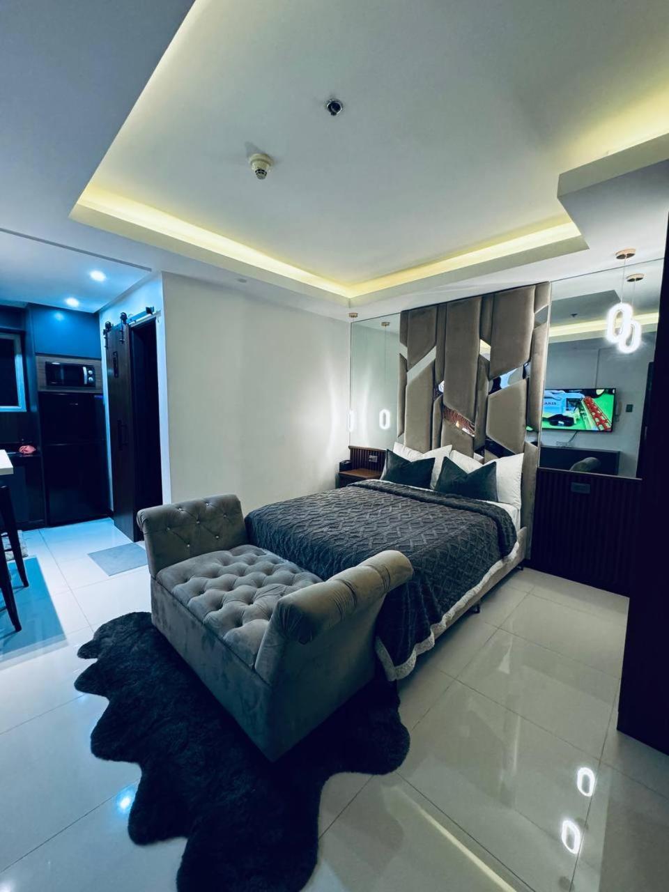 Serenity Birch Tower Apartment Manila
