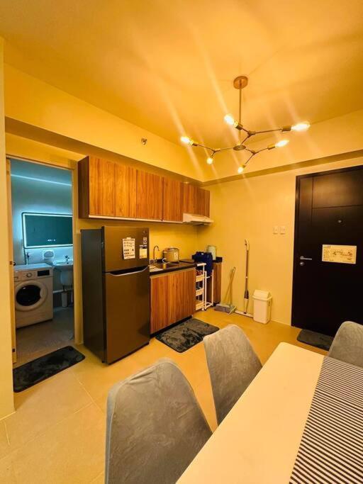 Apartment Meteor