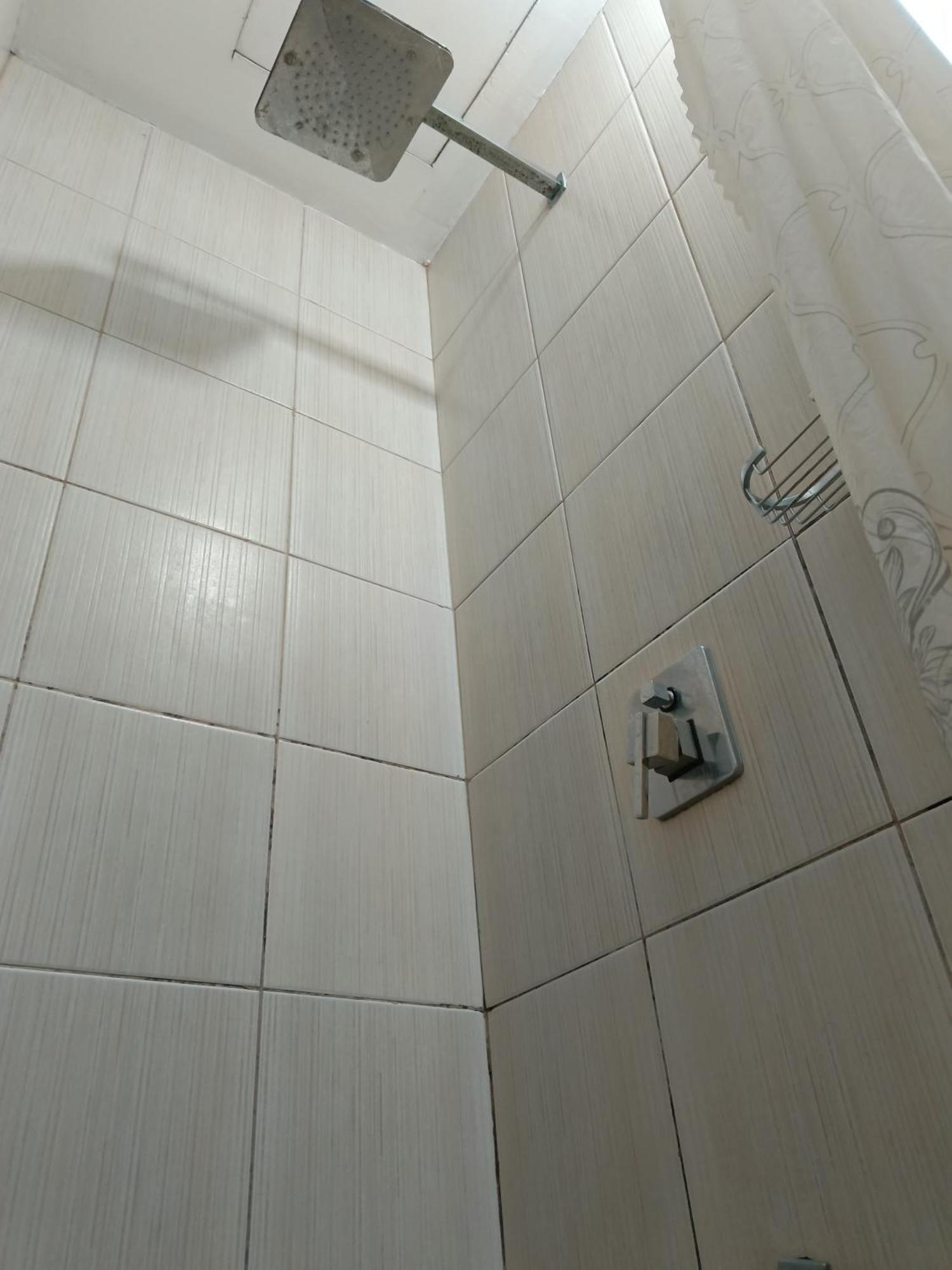 Apartment In Birch Tower Malate - Infront Of Mall Manila
