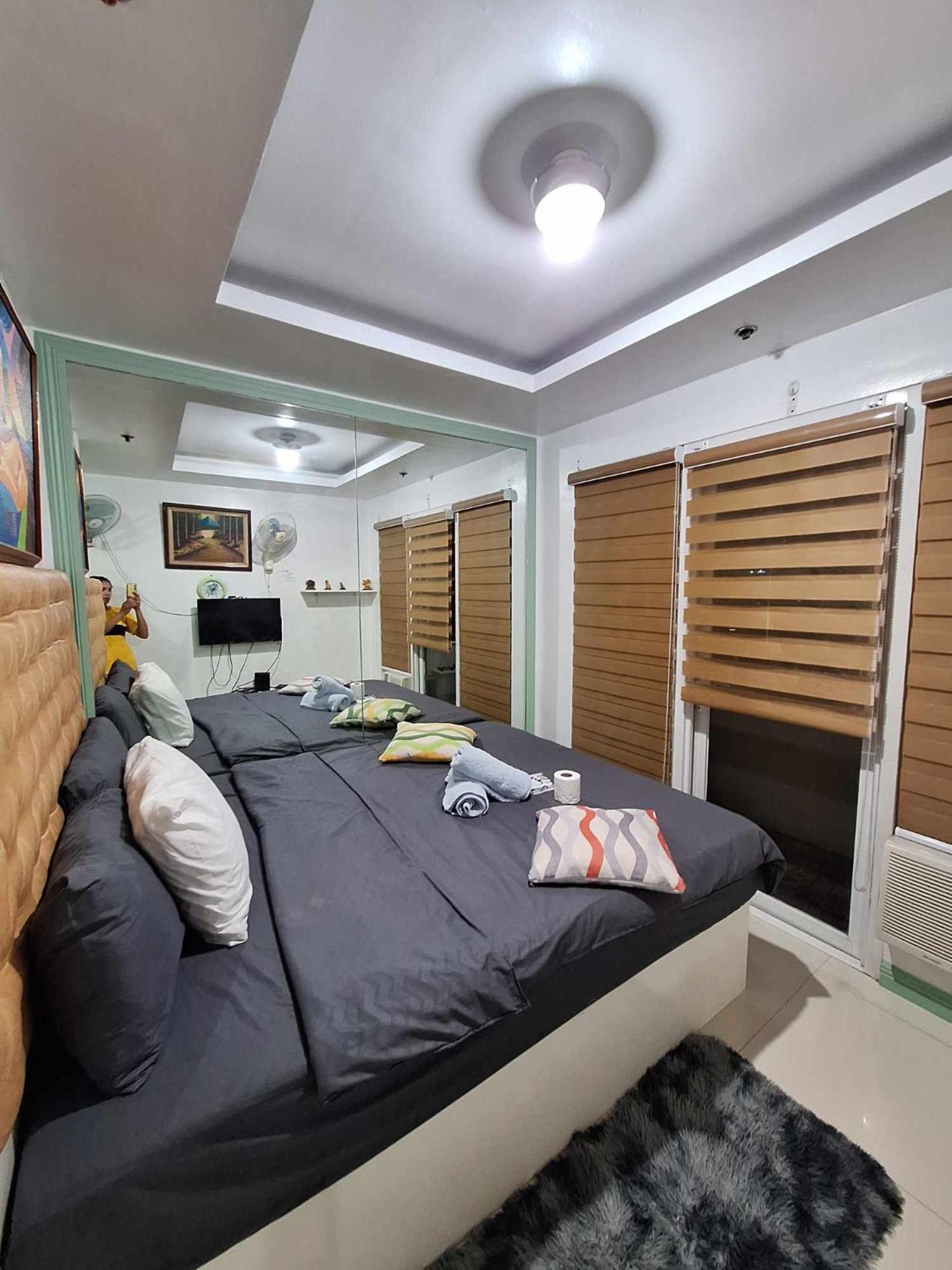 Apartment In Birch Tower Malate - Infront Of Mall *