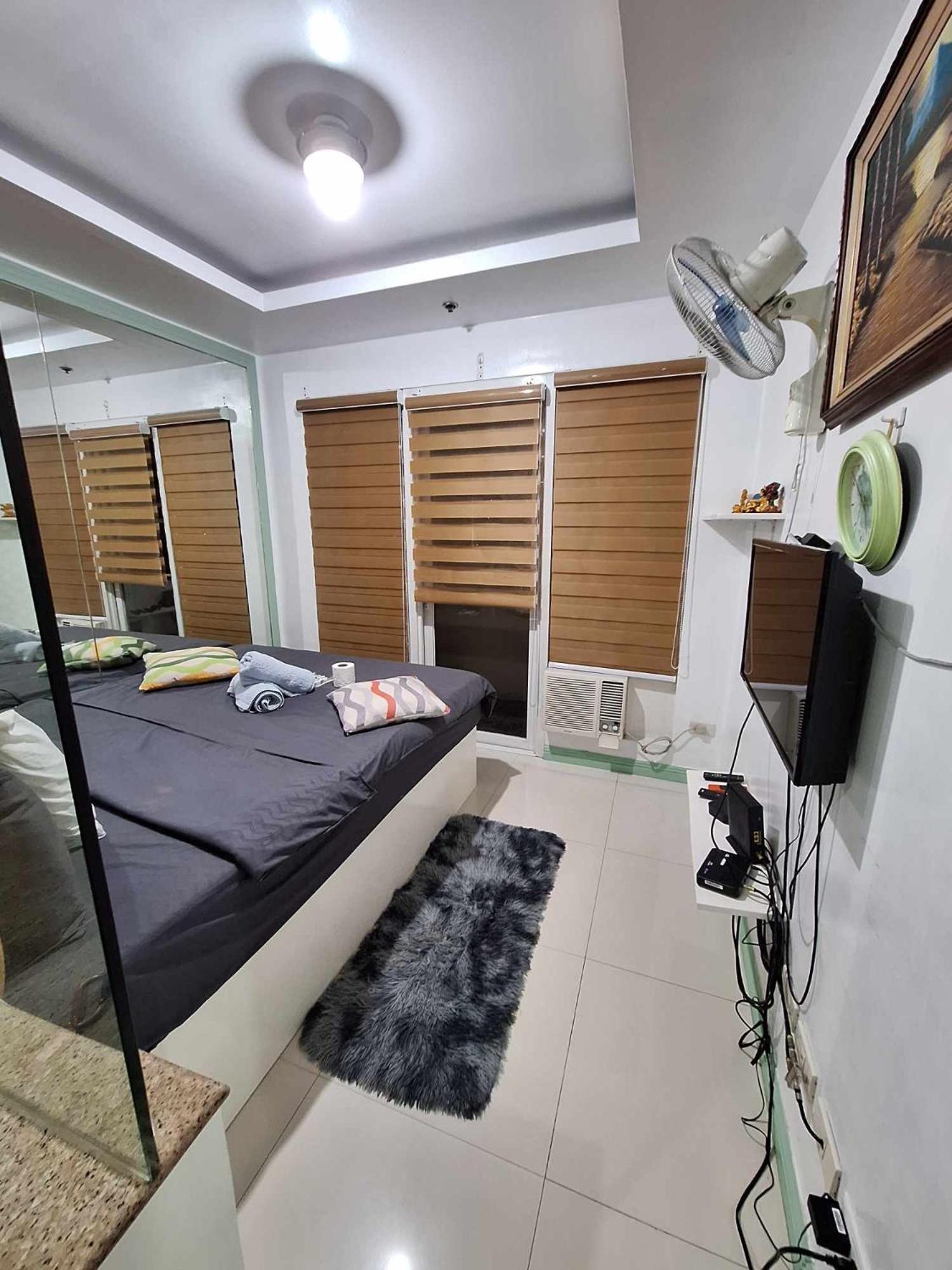 In Birch Tower Malate - Infront Of Mall Apartment Manila