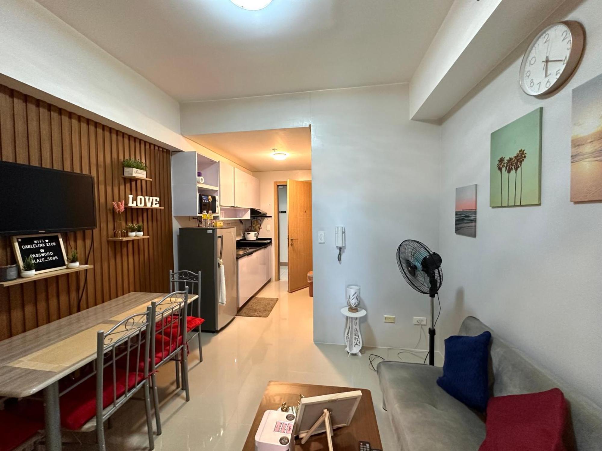 Unit In Quezon Grass Residences Tower 5 32nd Floor * Manila