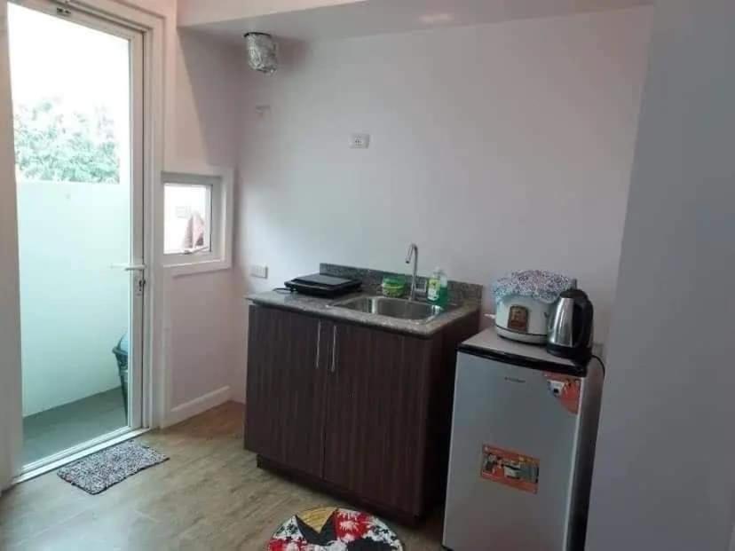 Spacious In Alabang Apartamento