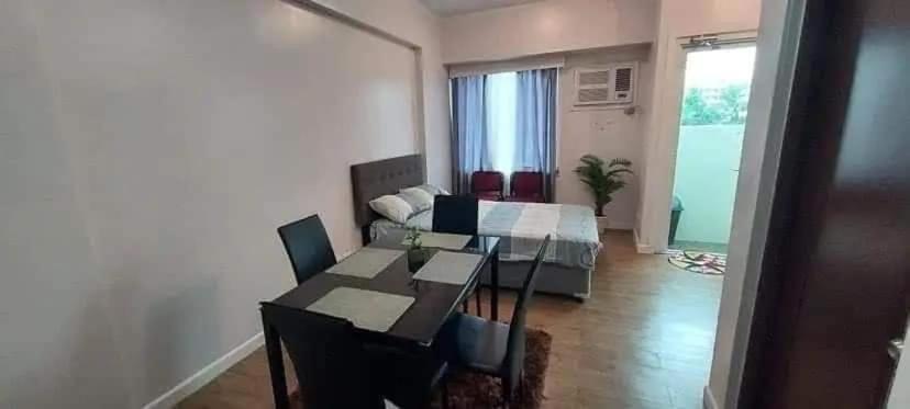 Apartamento Spacious In Alabang