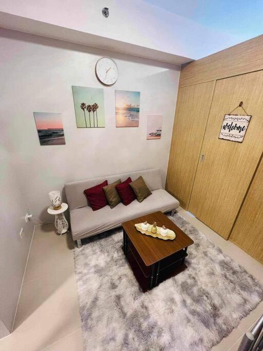 Unit In Quezon Grass Residences Tower 5 32nd Floor * Manila