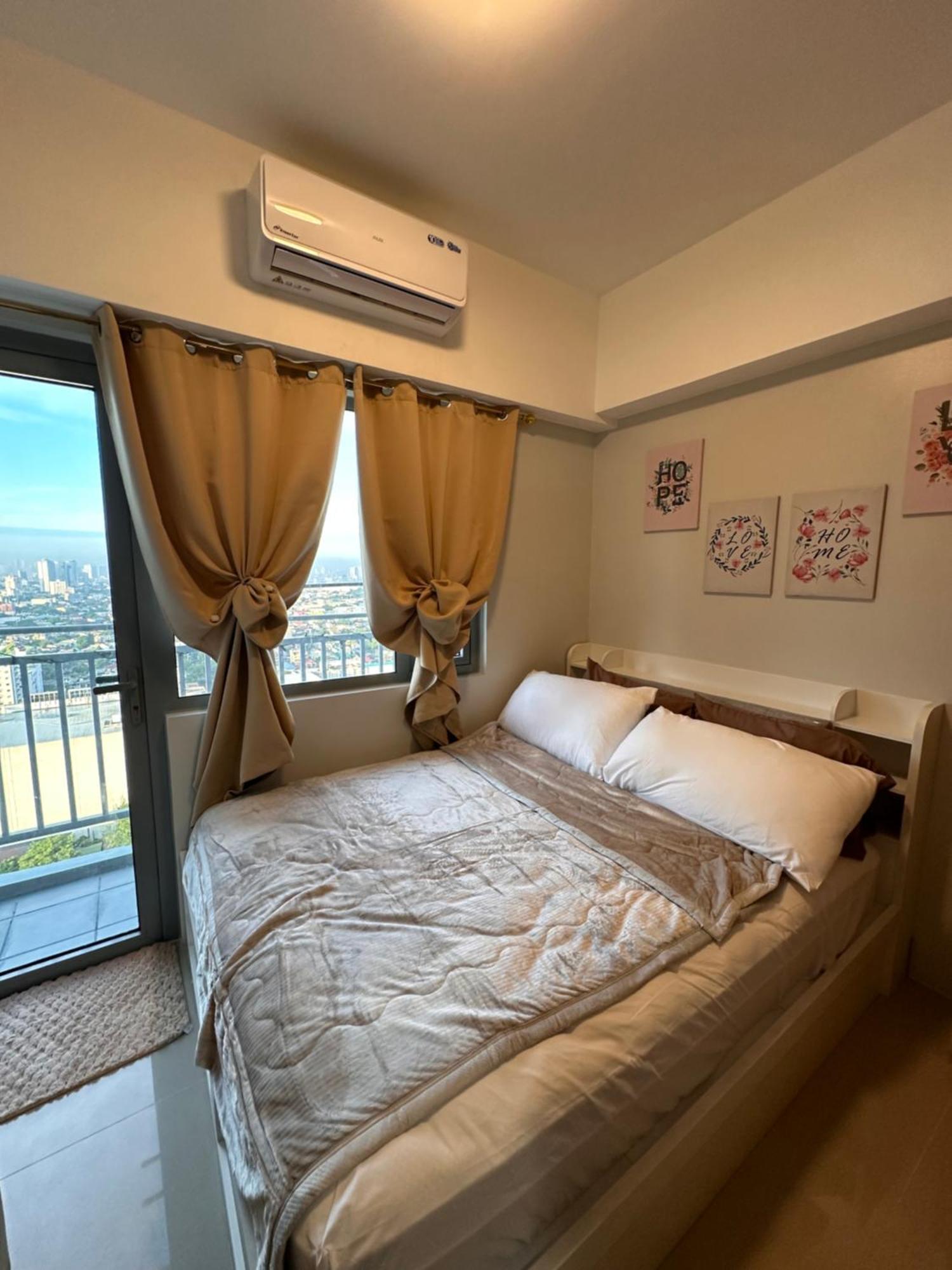 Unit In Quezon Grass Residences Tower 5 32nd Floor