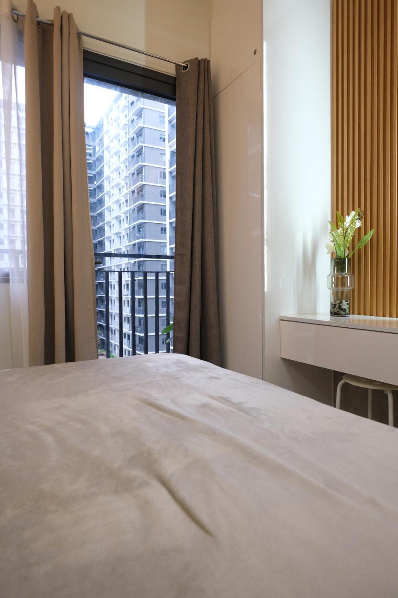 Staycation Near Mall Of Asia, Condotel With King Bed * Manila