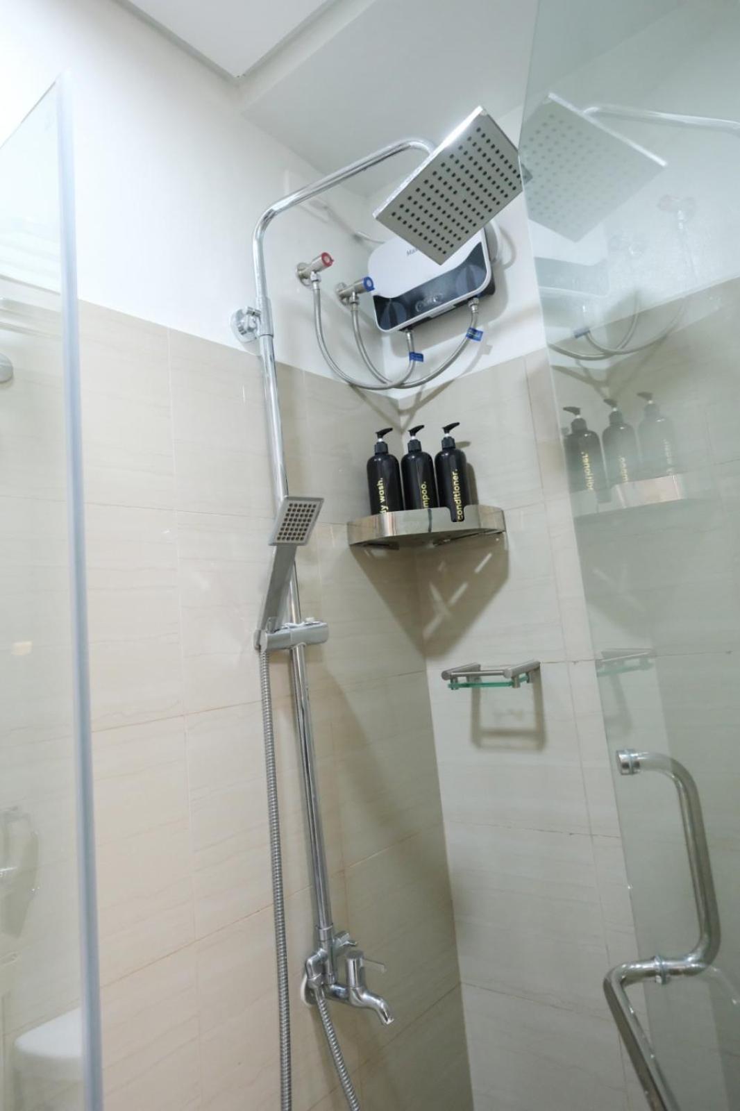 Apartment Staycation Near Mall Of Asia, Condotel With 2 Beds, Pasay Manila