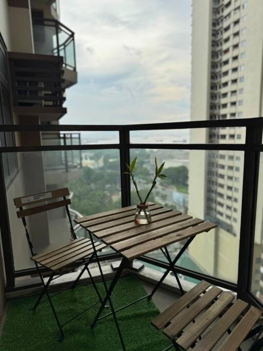 The Radiance Bay * Manila